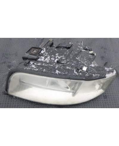 Audi A6 C5 Reflektor Lewy 4b0941003