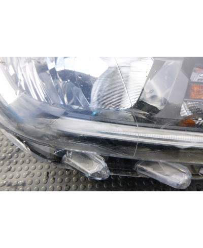 Dacia Duster Reflektor Prawy 260101133r