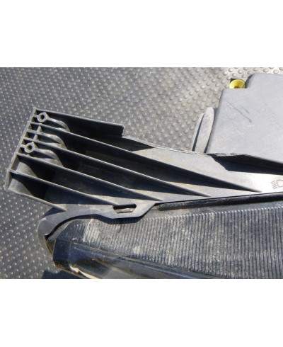 Opel Grandland X Reflektor Prawy yp00015980