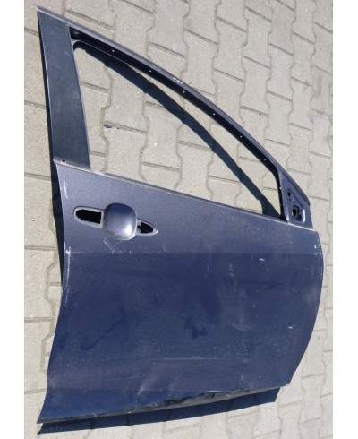 Toyota Yaris Drzwi Przód Prawe