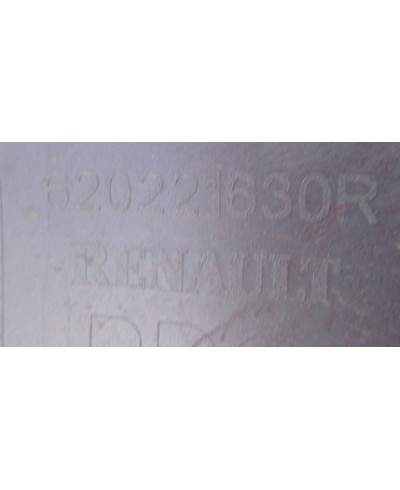 Renault Clio IV Zderzak Przód 620221630r