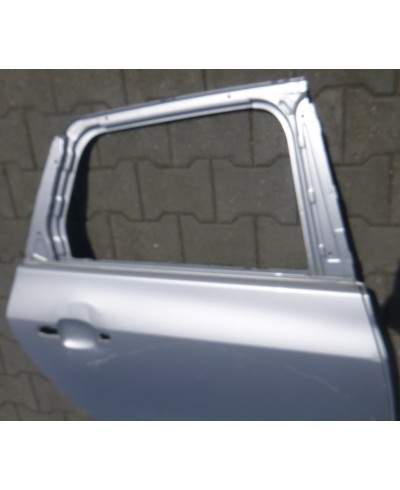 Opel Astra J Drzwi Tył Prawe Kombi 13301547