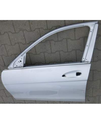 Mercedes C W204 Drzwi Przód Lewe a2047220110