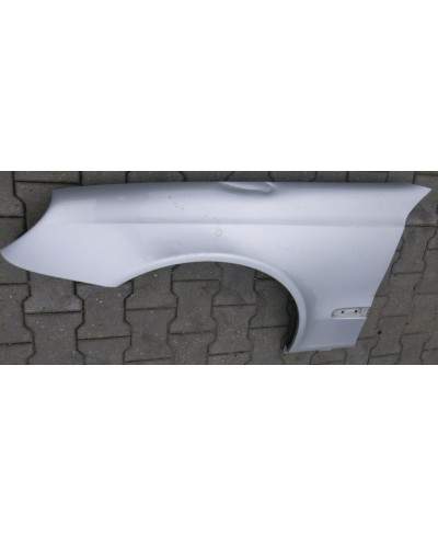 Mercedes E-klasa W211 Błotnik Lewy Przód A2118801318