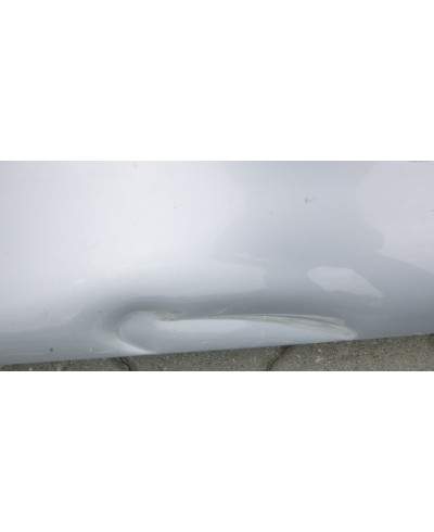 Mercedes E-klasa W211 Błotnik Lewy Przód A2118801318