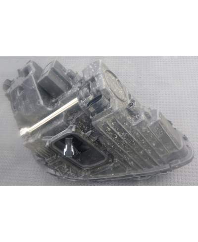 Mercedes E-klasa W213 Reflektor Lewy A2139068708