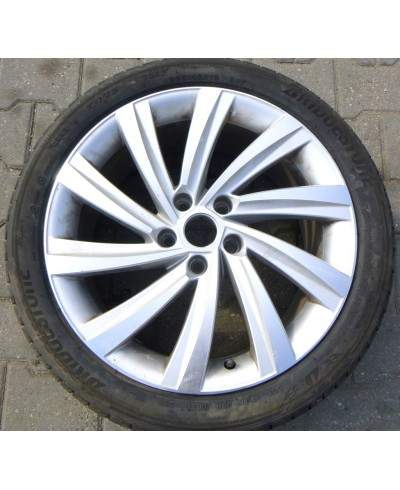 Skoda Octavia IV Felga 18" 5e3601025as