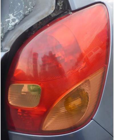 Toyota Corolla Verso I Lampa Prawy Tył