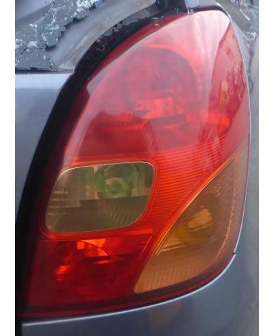Toyota Corolla Verso I Lampa Prawy Tył