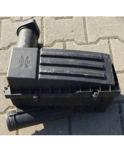 VW Passat B6 Obudowa Filtrów Powietrza 3c0129601